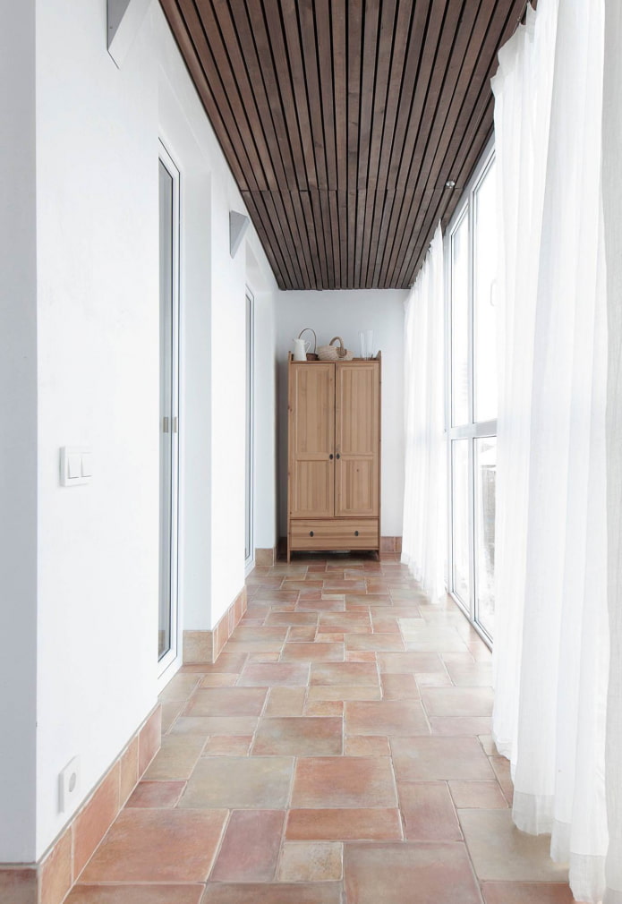 armadio in legno
