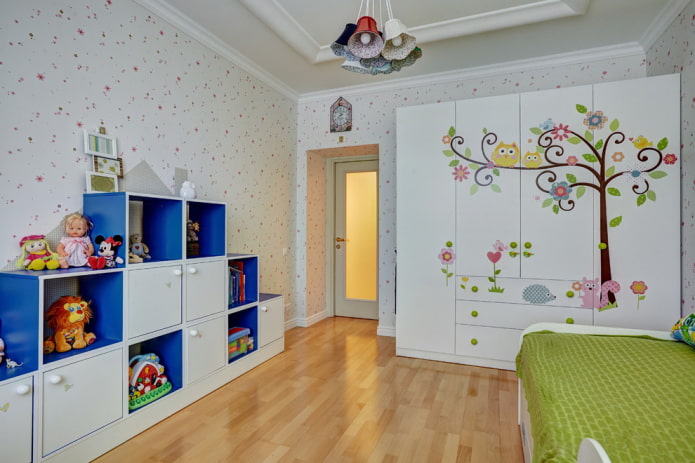 armadio all'interno della cameretta dei bambini