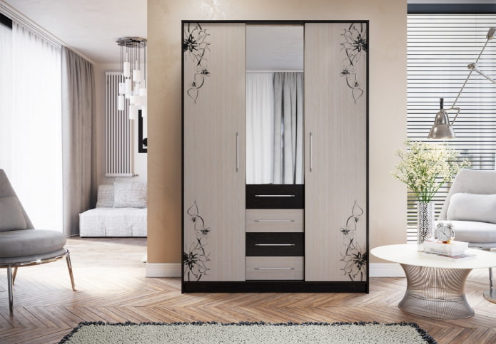 armadio all'interno dell'ingresso