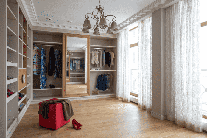 interno elegante del camerino