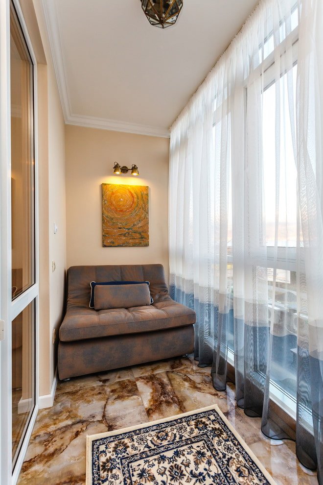 tende all'interno della loggia