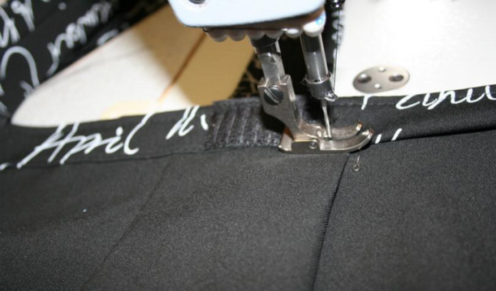 cucire il velcro