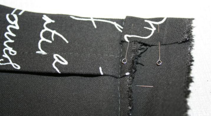 fissaggio con spilli