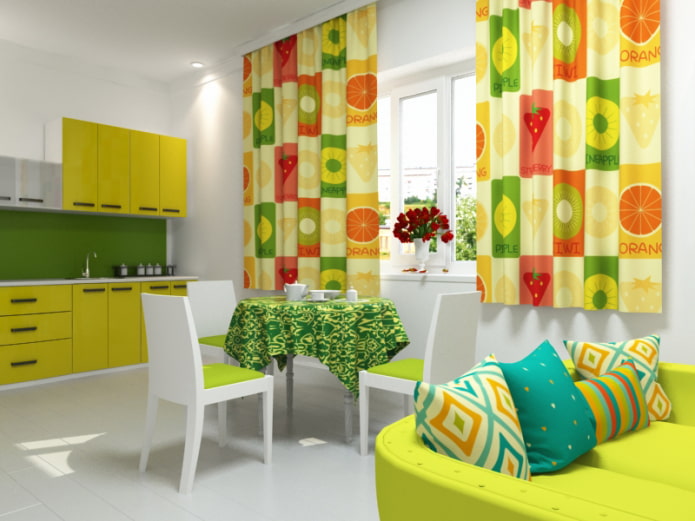 tende con motivi di frutta in cucina