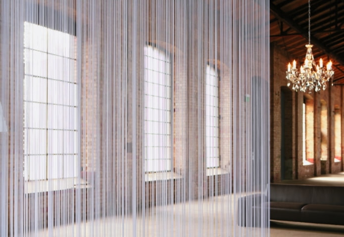 tende a filo in stile loft