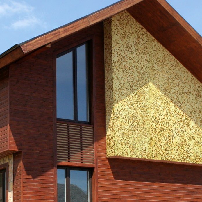 finitura della casa con intonaco