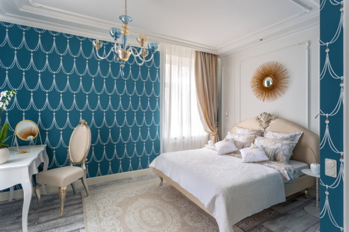 camera da letto classica con stucco
