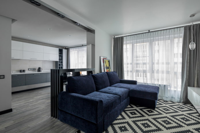 divano blu scuro all'interno
