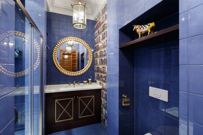 piastrelle blu in bagno