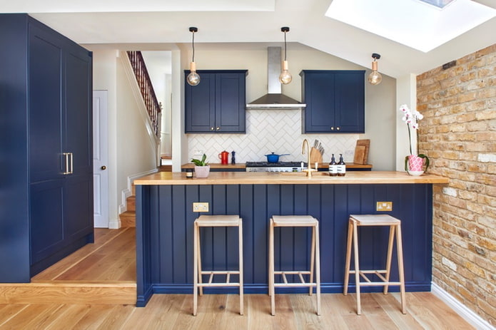 decorazione della cucina nei toni del blu