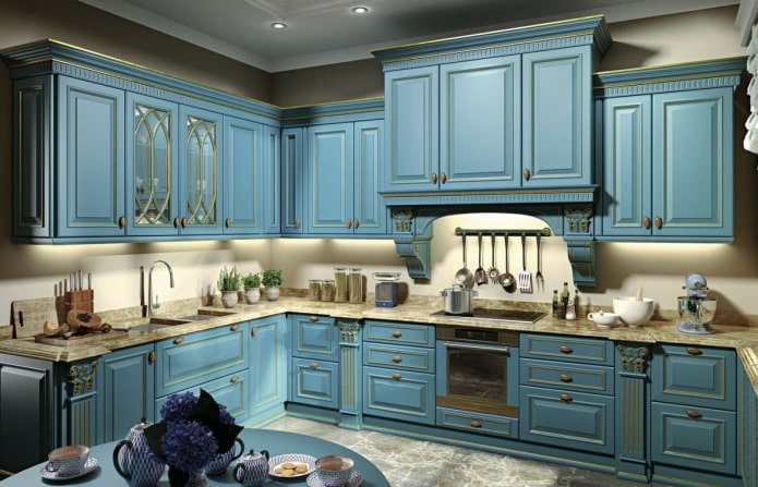 cucina nei toni del blu in stile classico