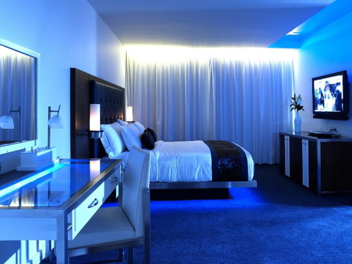 Camera da letto in stile high-tech
