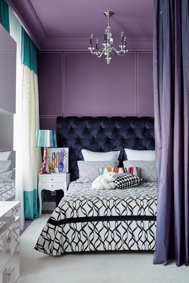 soffitto opaco di colore lilla