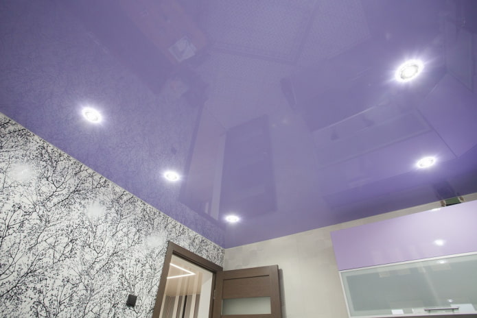 soffitto teso lilla