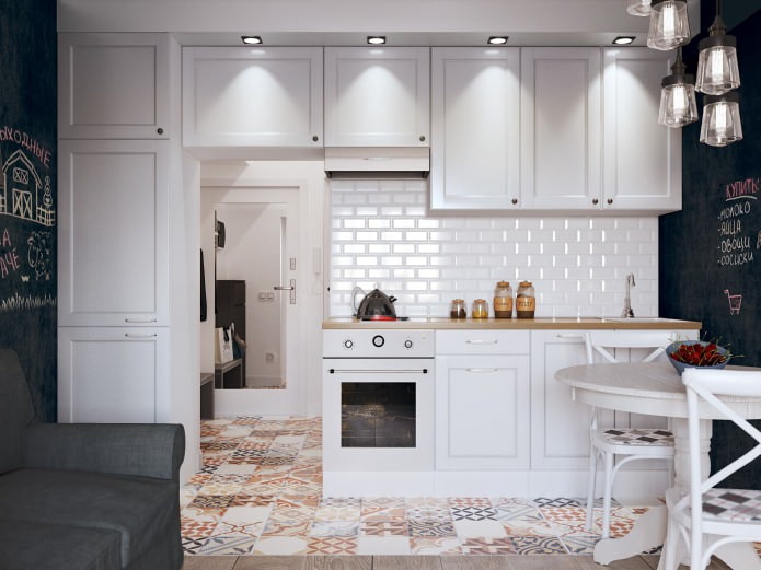Interno della cucina in un monolocale di 26 mq