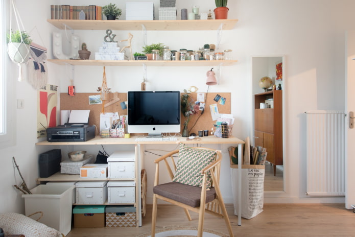 Sughero, vernice, legno
