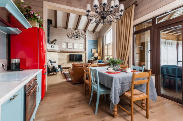 tovaglia stropicciata all'interno