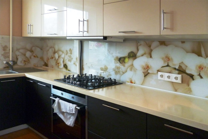 grembiule di vetro con orchidee