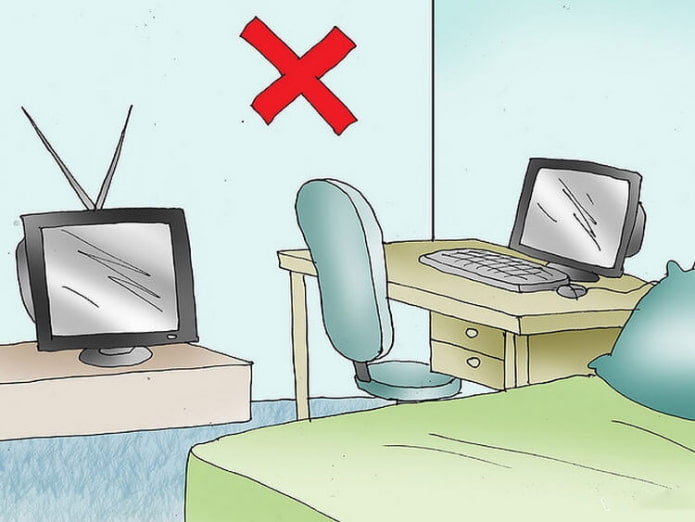 TV e computer in camera da letto secondo il Feng Shui