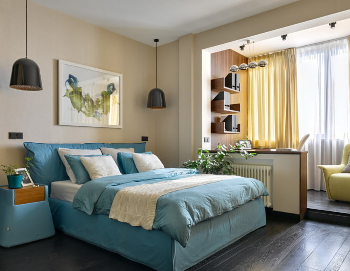 disposizione dei mobili nella camera da letto abbinata a una loggia