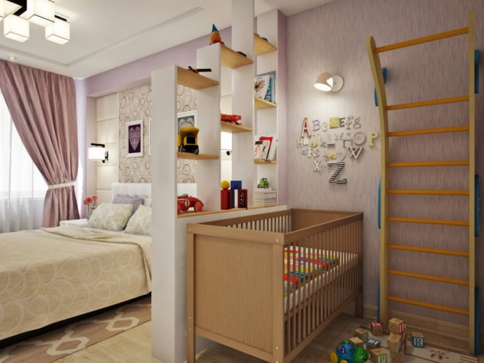 culla per neonati all'interno della camera da letto