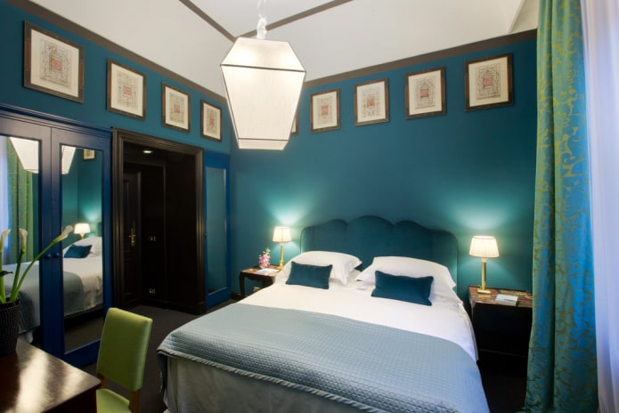 illuminazione all'interno di una camera da letto turchese