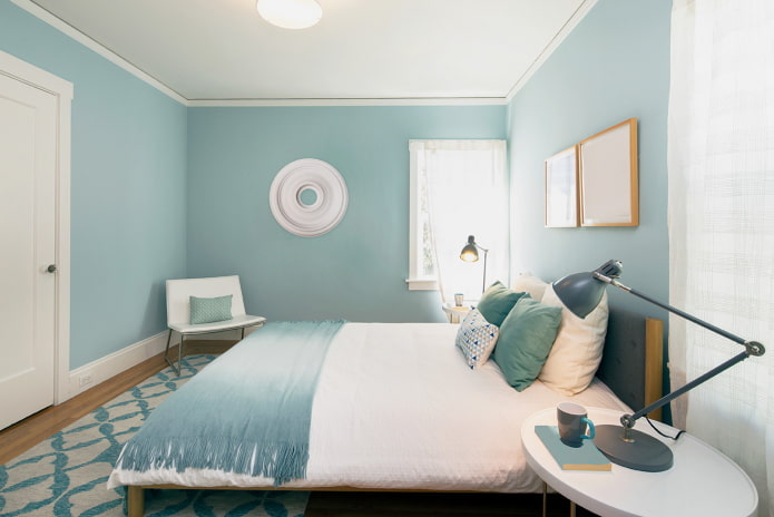 sfumature di blu nell'interno della camera da letto