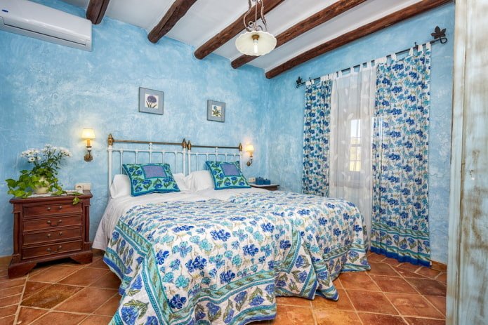decorazione all'interno di una camera da letto blu