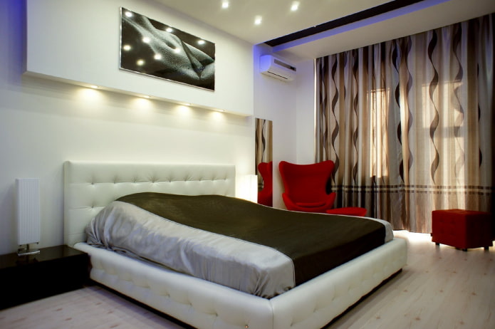 design della camera da letto in un edificio di Krusciov