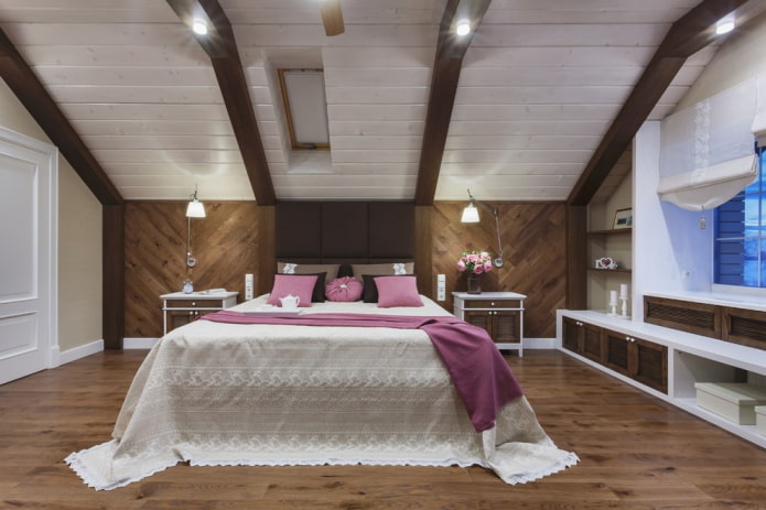 interno di una camera da letto bianca e marrone