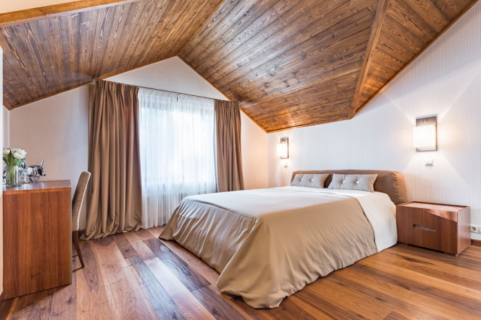 interno di una camera da letto bianca e marrone