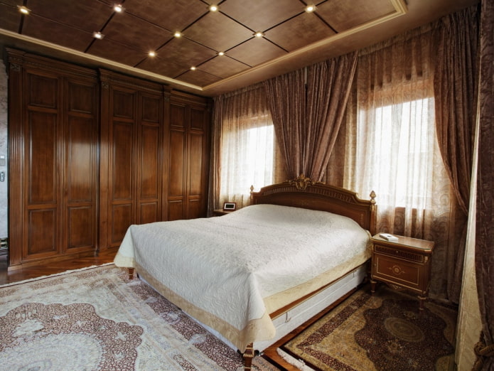 interno della camera da letto marrone in stile classico