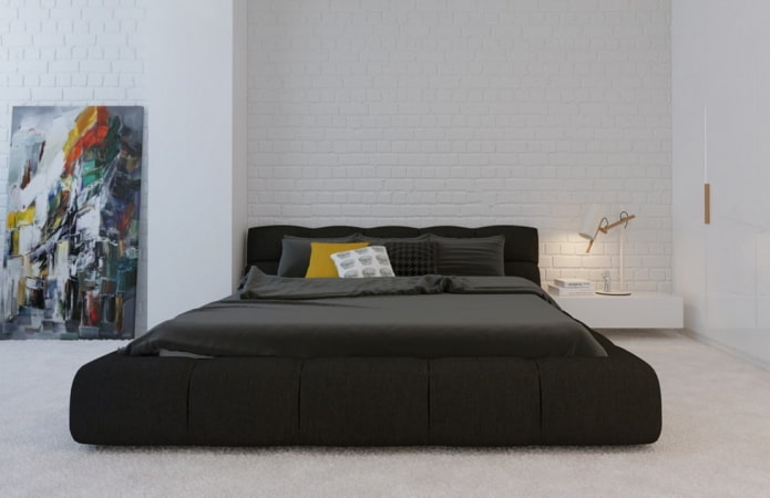 pareti bianche nell'interno della camera da letto