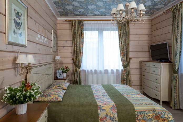 camera da letto in stile provenzale all'interno della casa