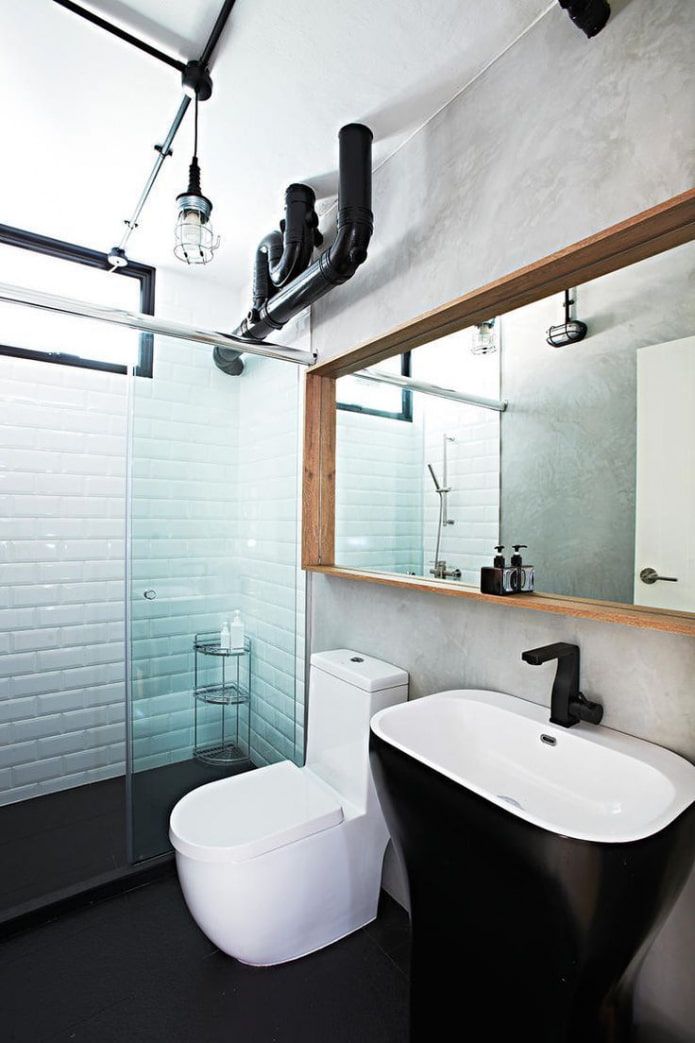 tubi neri nel bagno