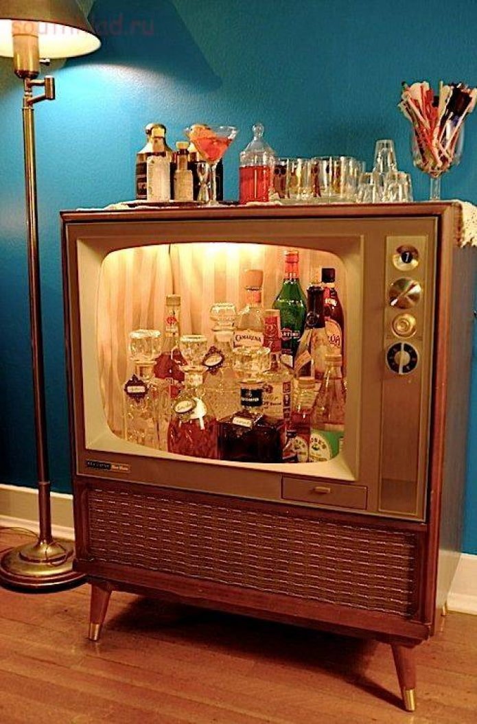 Minibar da TV retrò