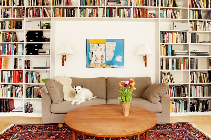 libreria all'interno