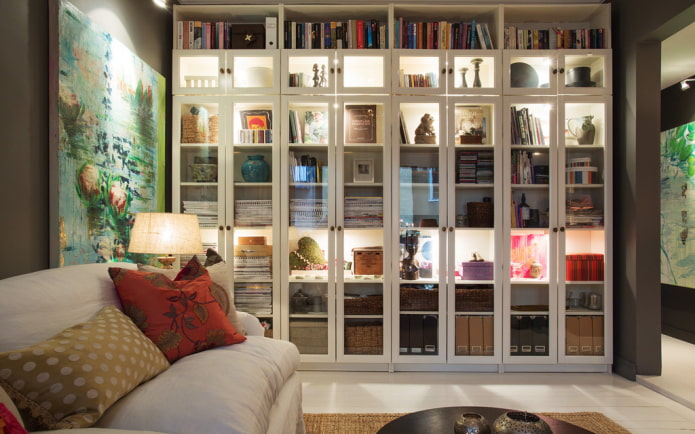 design degli scaffali negli interni