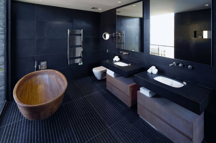 pareti nere nell'interno del bagno