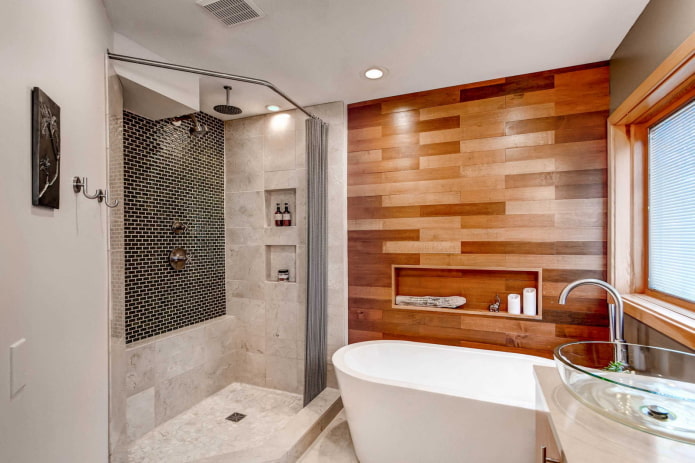 design di pareti decorative nell'arredamento del bagno