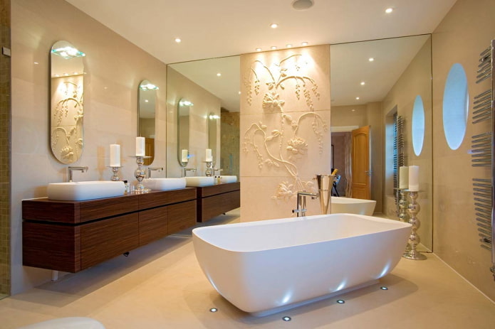design della parete decorativa nell'interno del bagno