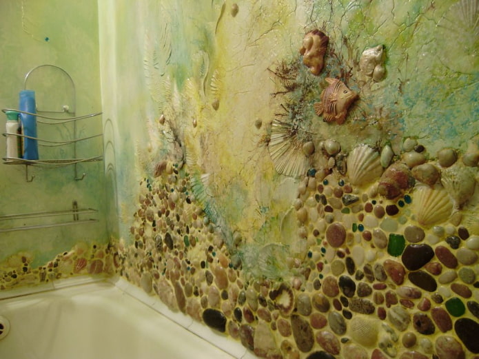 parete retroilluminata nell'interno del bagno