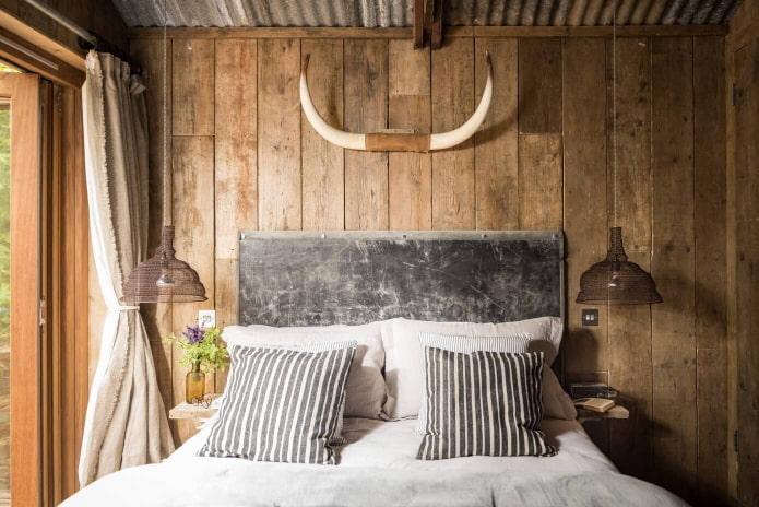 arredamento della camera da letto in stile rustico