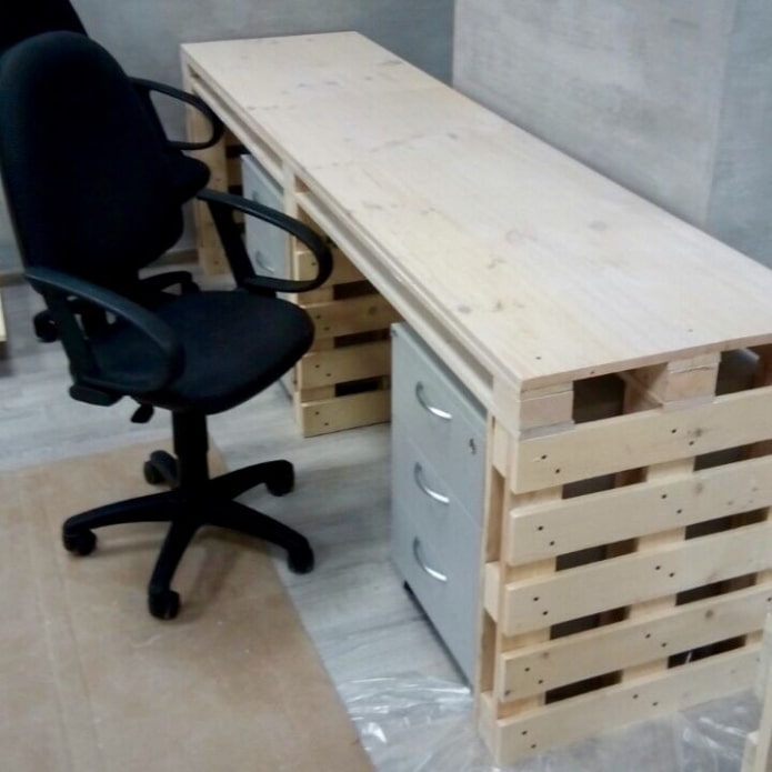 Piano del tavolo stuccato