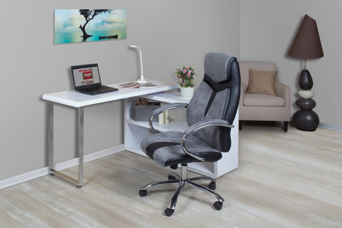 Tavolo trasformabile per computer