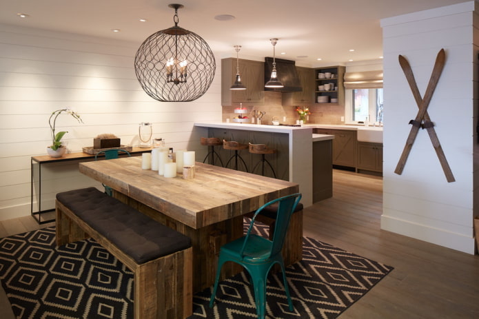 tavolo in legno per interni in stile loft