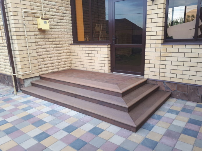 veranda in listelli per decking