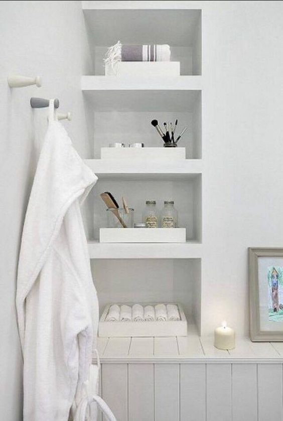 Candela in bagno
