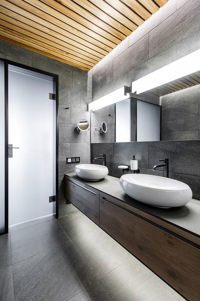 porte chiare in stile moderno