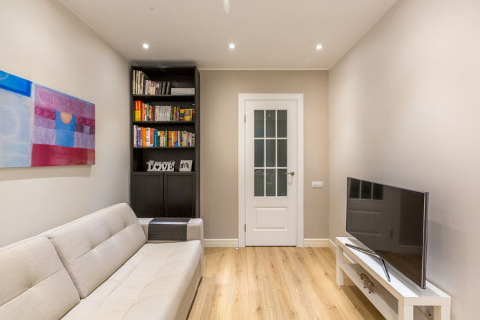 porte di colore chiaro in combinazione con uno zoccolo all'interno